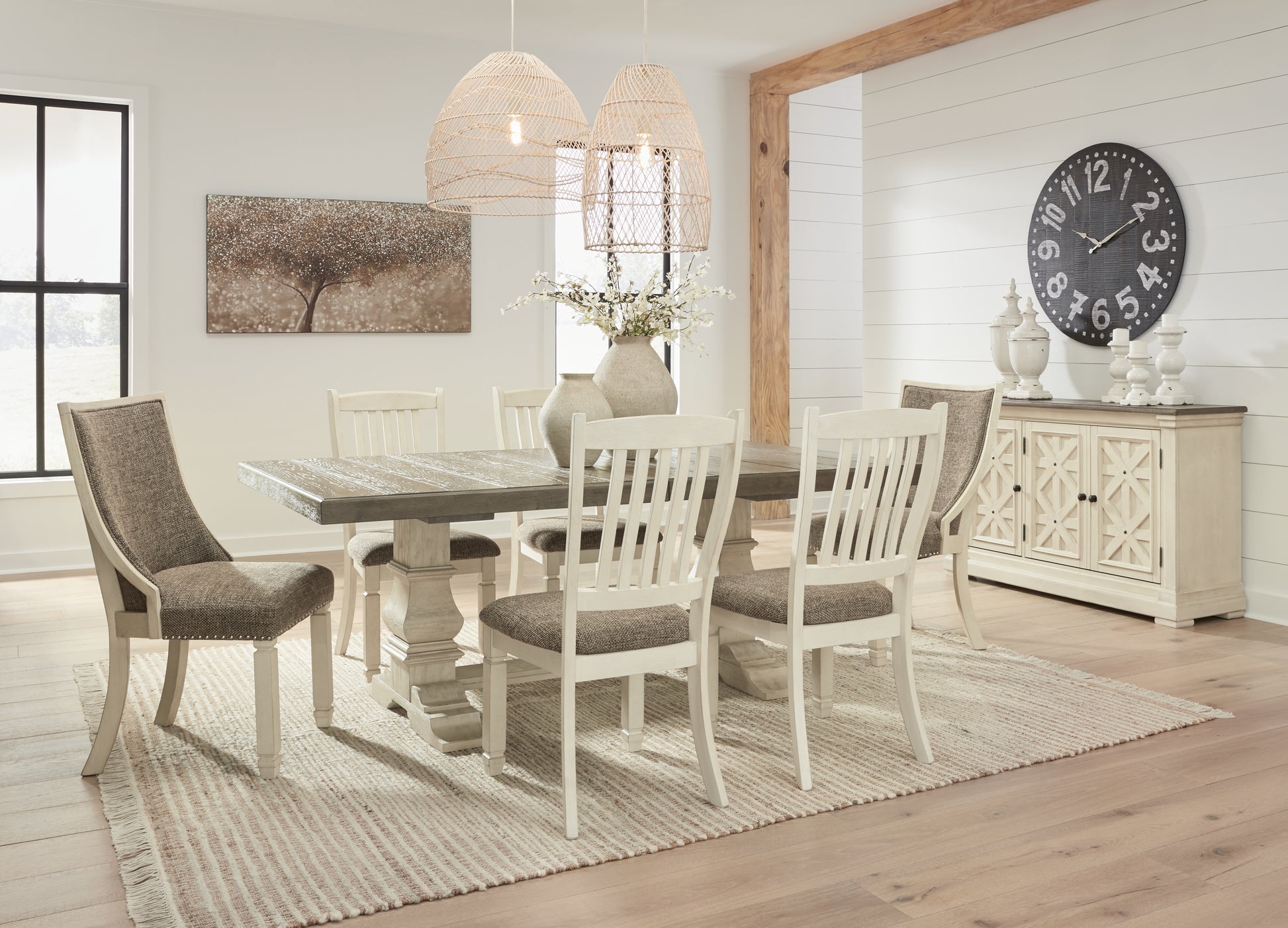 Myers Furniture Outlet - Ashley Furniture - Bolanburg Dining Room - Extension Dining Table / Antique White - D647D17
