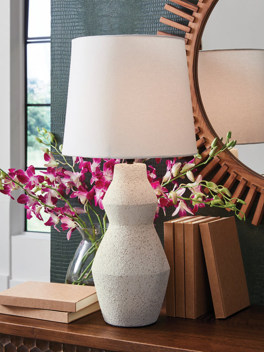 Myers Furniture Outlet - Ashley Furniture - Dawthorne Lighting - Paper Table Lamp (1/CN) / Cream - L236034
