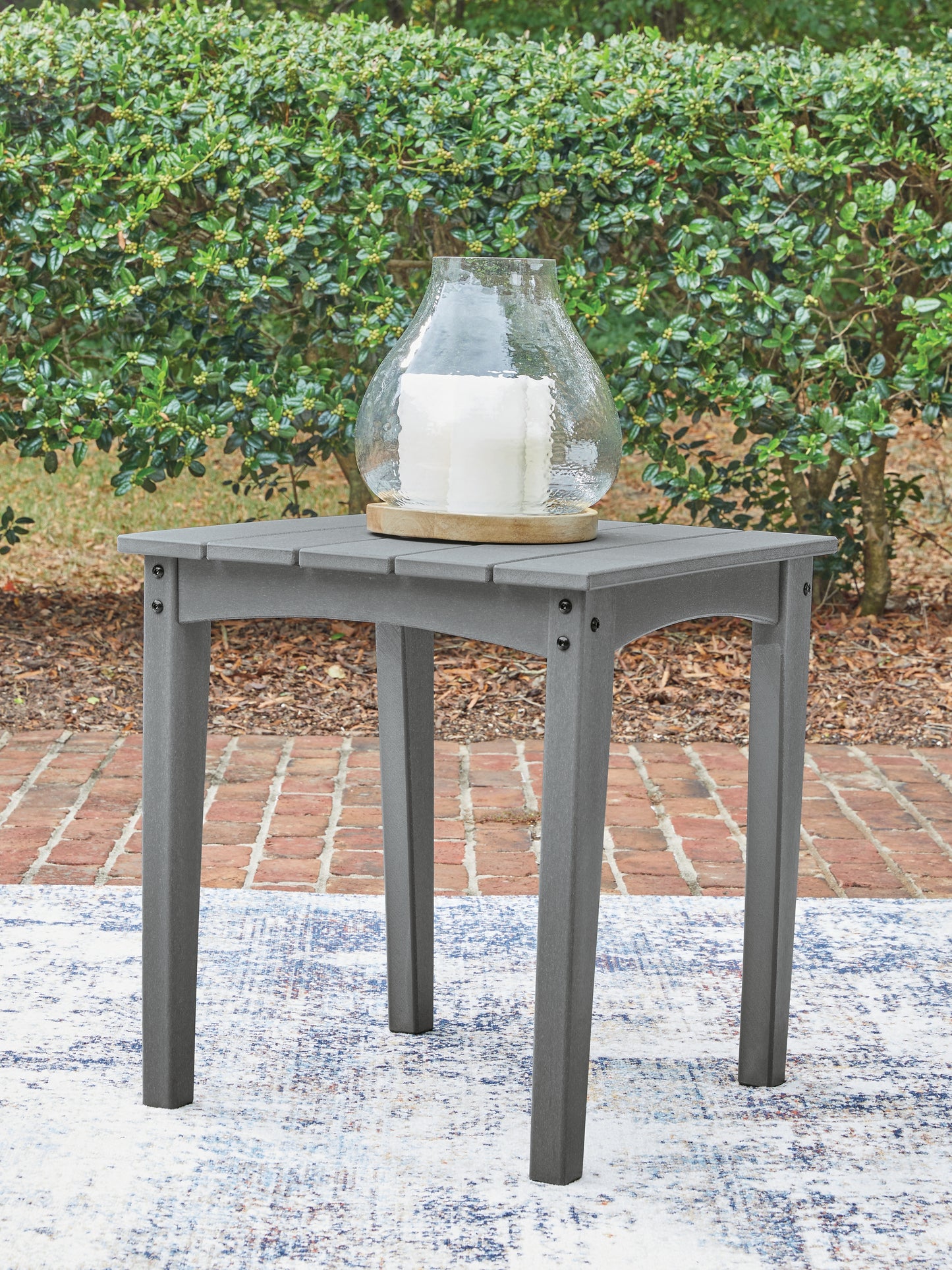 Myers Furniture Outlet - Ashley Furniture - Cove Beach Outdoor - Square End Table / Gray - PCP803-702