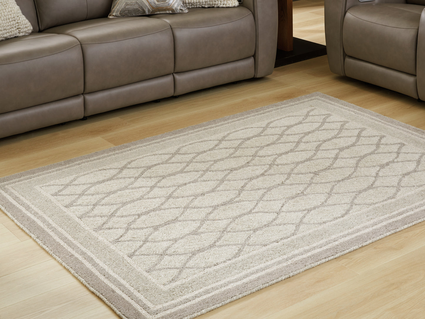 Myers Furniture Outlet - Ashley Furniture - Wimney Rug - Medium Rug / Gray - R407282