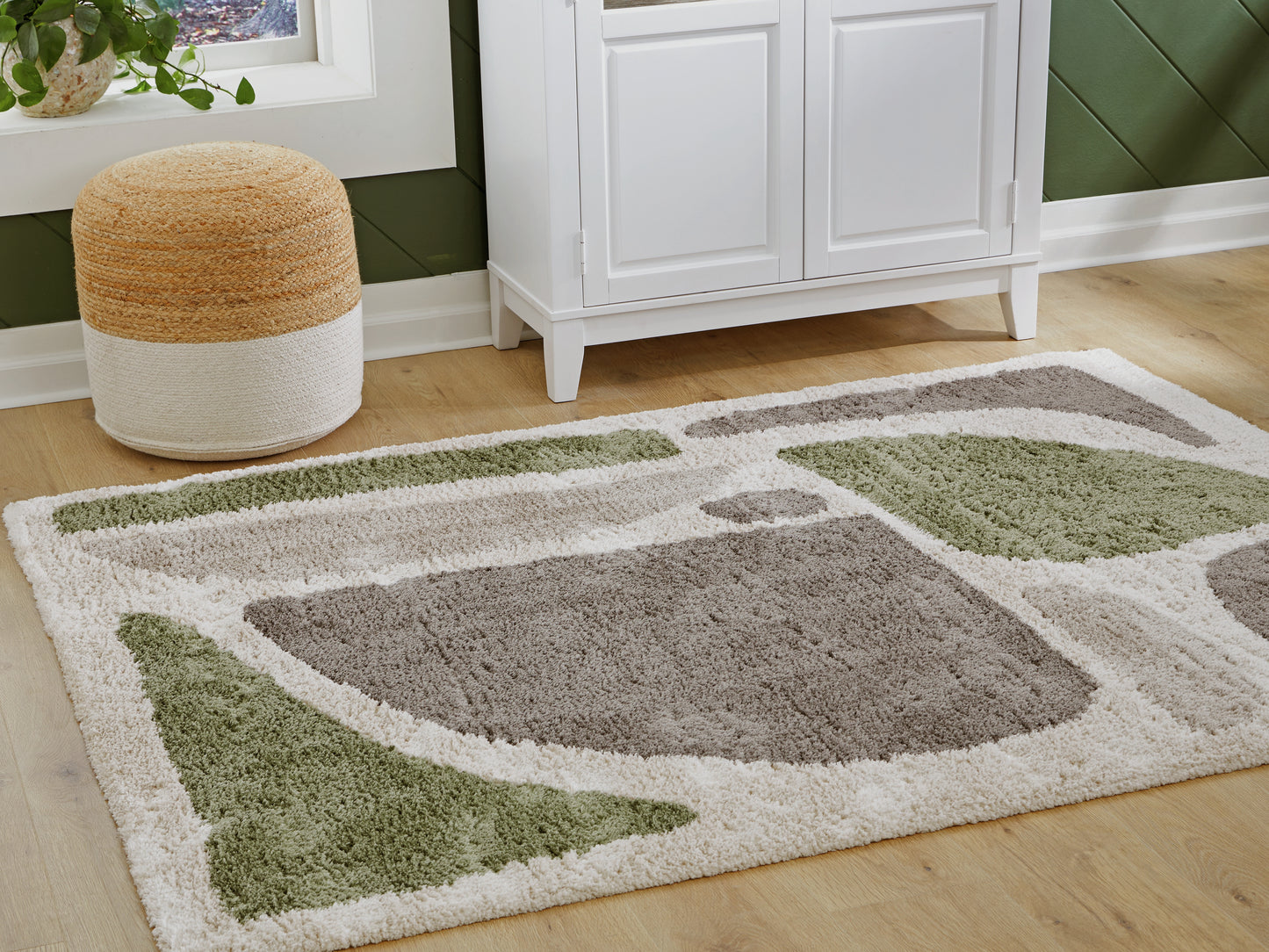 Myers Furniture Outlet - Ashley Furniture - Anburgh Rug - Large Rug / Green/Gray/Ivory - R407351