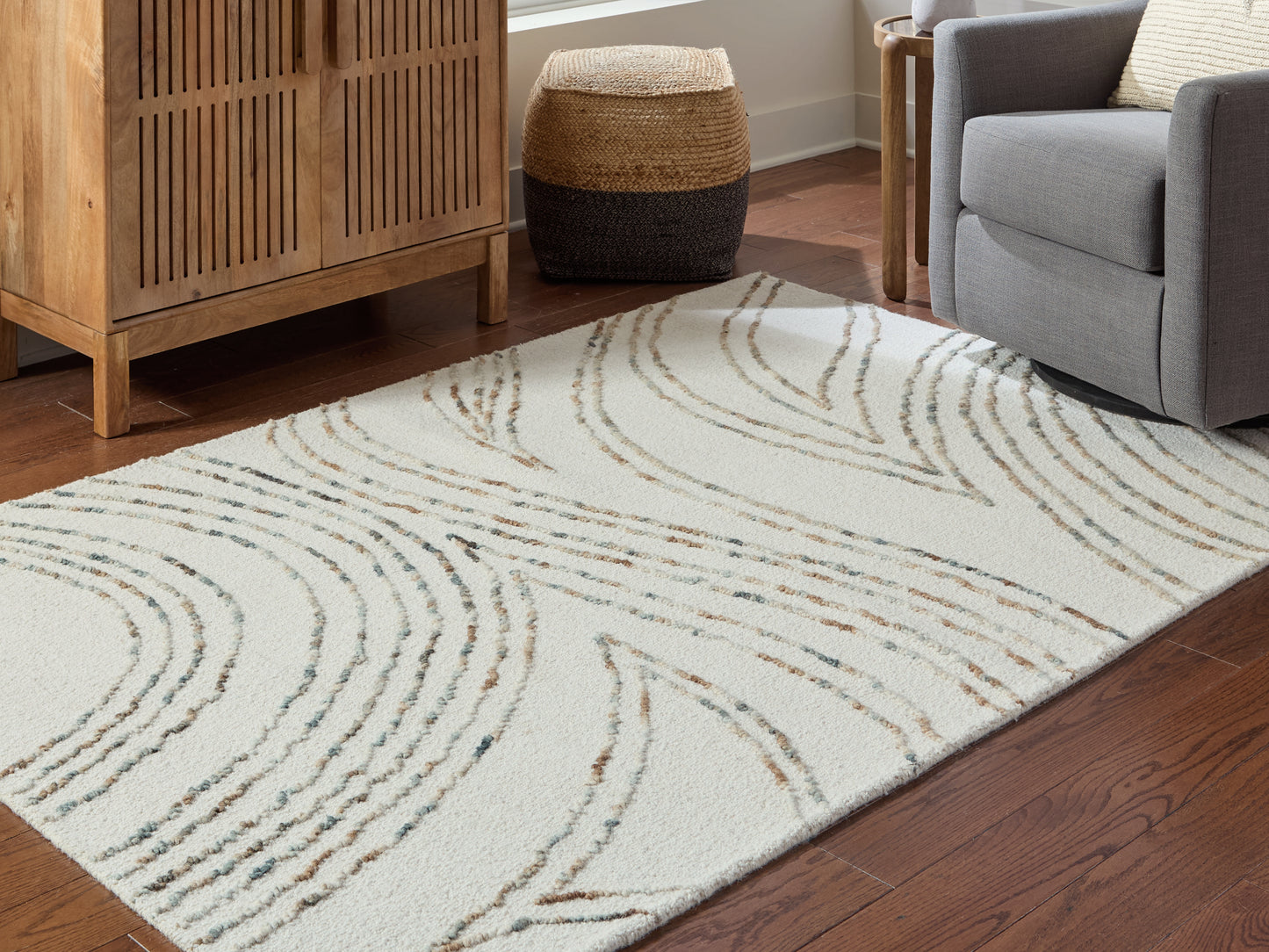 Myers Furniture Outlet - Ashley Furniture - Deenbury Rug - 5' x 7' Area Rug / Ivory/Green/Brown - R407862