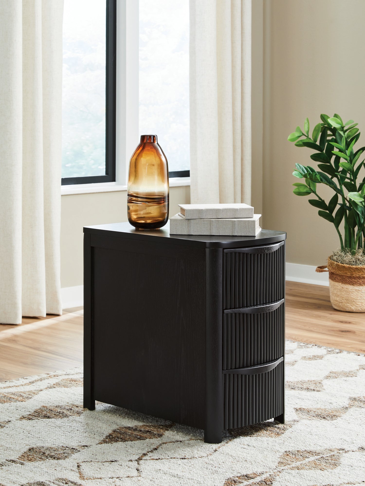 Myers Furniture Outlet - Ashley Furniture - Camdill Chairside End Table - Chair Side End Table / Black - T208-117