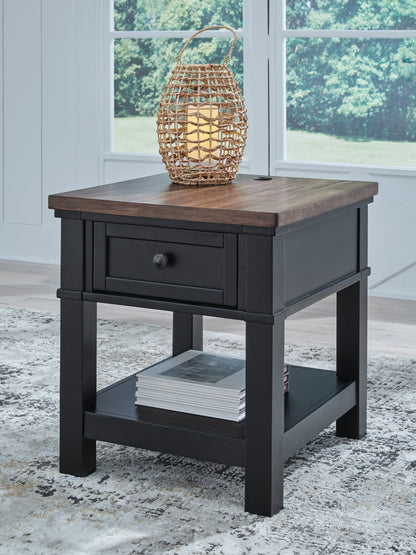 Myers Furniture Outlet - Ashley Furniture - Wildenauer End Table - Rectangular End Table / Brown/Black - T664-3