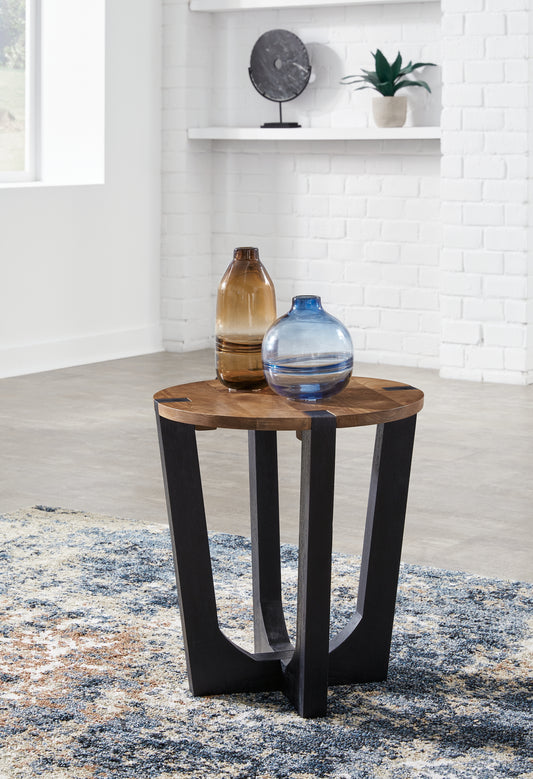 Myers Furniture Outlet - Ashley Furniture - Hanneforth End Table - Round End Table / Brown/Black - T726-6