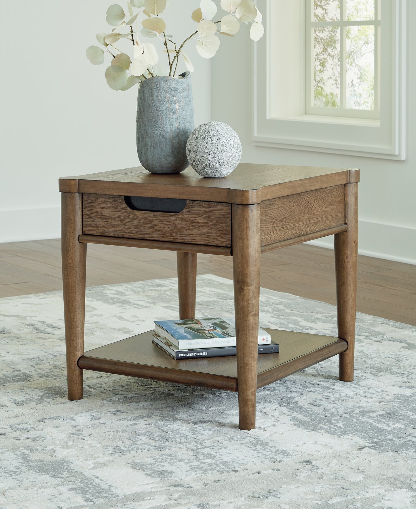 Myers Furniture Outlet - Ashley Furniture - Roanhowe End Table - Rectangular End Table / Brown - T769-3